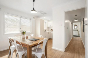 Bullion Bungalow - Stylish, Secure 3 Bed Stay